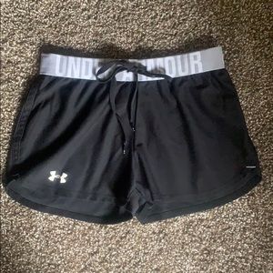 Under Armour Athletic Shorts🖤